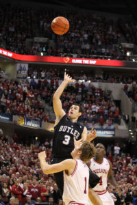 Alex Barlow (3) makes the game-winning shot against Indiana Hoosiers guard Jordan Hulls (1) at Bankers Life Fieldhouse. Butler defeats Indiana in overtime 88-86. (Photo by Brian Spurlock-USA TODAY Sports)