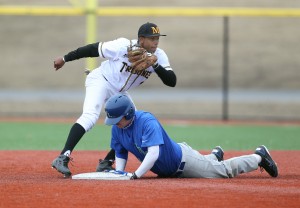 Connor Lewis makes the play at second. (Photo by Jamie Germano/Courtesy Monroe CC Athletics)