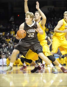 Patriot League Rookie of the Year Tim Kempton (32) returns to lead Lehigh.  (Photo by Marilyn Indahl-USA TODAY Sports)