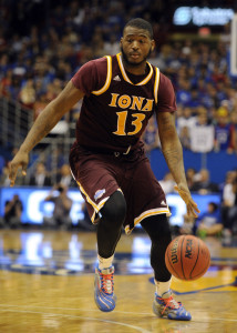 Iona's Laury keeps pouring it in. (Photo by John Rieger-USA TODAY Sports)
