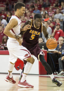 English (5) is third in the nation scoring 22.1 ppg. (Photo by Beth Hall-USA TODAY Sports)