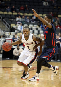 Colter (1) paced Duquesene with 25 points. (Photo: Charles LeClaire-USA TODAY Sports)