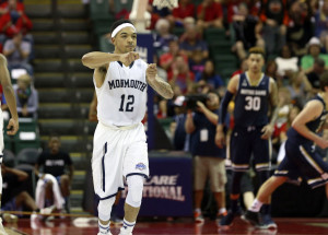  Justin Robinson (12) scored 19 of his game-high 22 points in the second half. (Photo: Kim Klement-USA TODAY Sports)