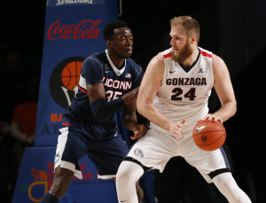 Przemek Karnowski (24) looks to shoot as Connecticut Huskies center Amida Brimah (35) defends in the first half during the 2015 Battle 4 Atlantis in the Imperial Arena at the Atlantis Resort. (Photo: Kevin Jairaj-USA TODAY Sports)