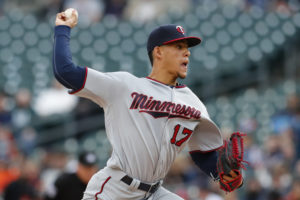 Jose Berrios set down 11 straight batters heading into the fifth inning (Photo: Rick Osentoski-USA TODAY Sports)