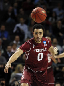  Obi Enechionyia scored 26 points, including a three-pointer that iced the game with 1:09 left to lead Temple to a 78-72 win over Saint Joseph’s in a Philadelphia Big 5 game at sold-out Hagan Arena. (Photo: Robert Deutsch-USA TODAY Sports)