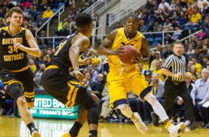 Teyvon Myers (0) drives to the basket during the second half against the Northern Kentucky Norse at WVU Coliseum. (Photo: Ben Queen-USA TODAY Sports)