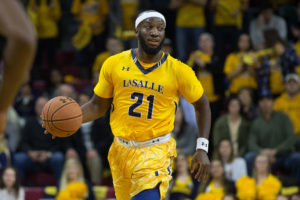 Jordan Price (21) was on fire in the first half, scoring 21 points to match the number on his jersey on an efficient 7-of-9 shooting.  (Photo: Bill Streicher-USA TODAY Sports)