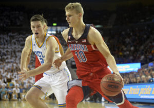 Lauri Markkanen (10) helped the Wildcats extend their winning streak to 12 games and to remain unbeaten in conference play (7-0).  (Photo: Gary A. Vasquez-USA TODAY Sports)
