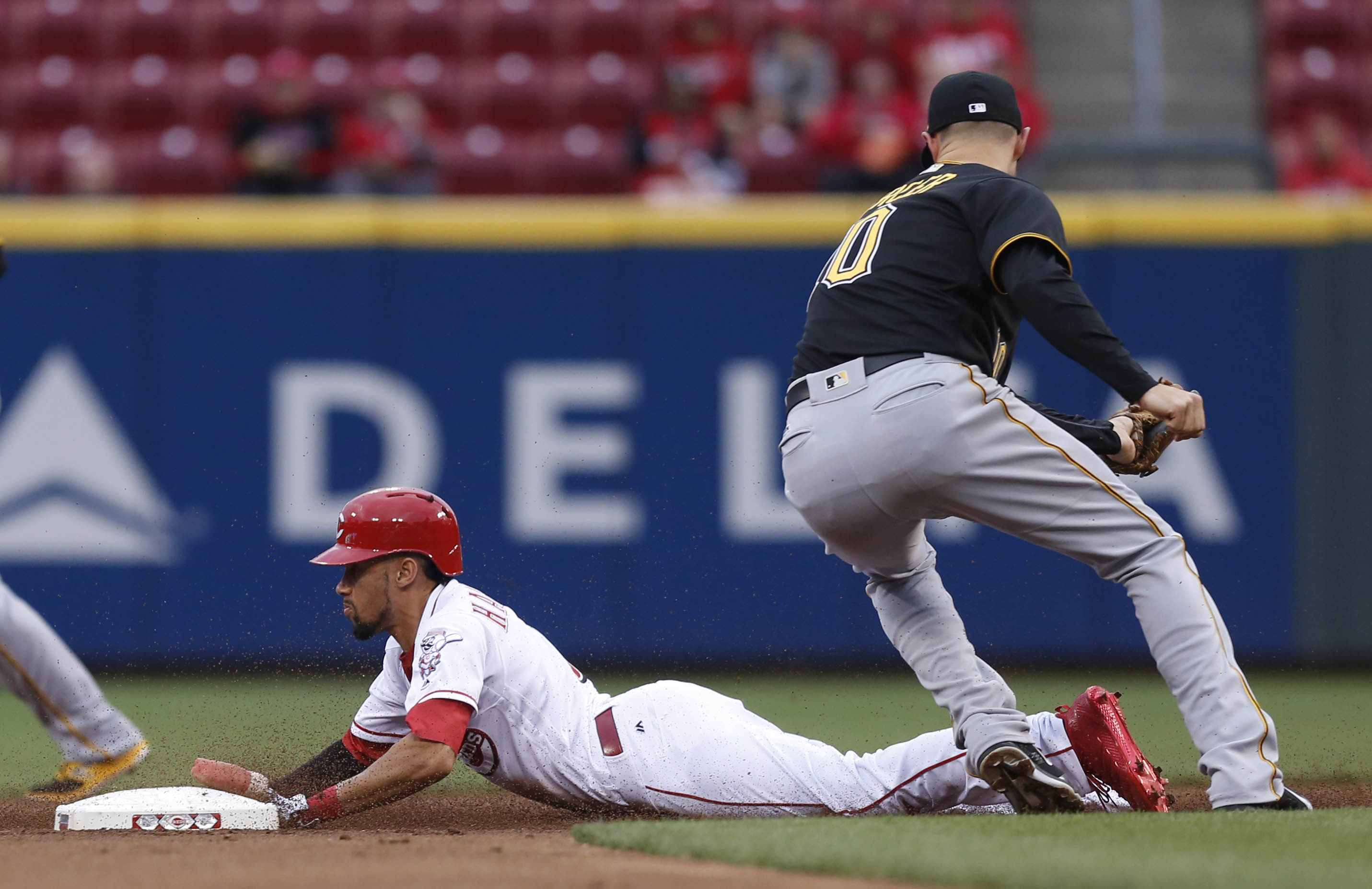 Mercer gets first walkoff hit as Pirates beat Mets in 11 innings