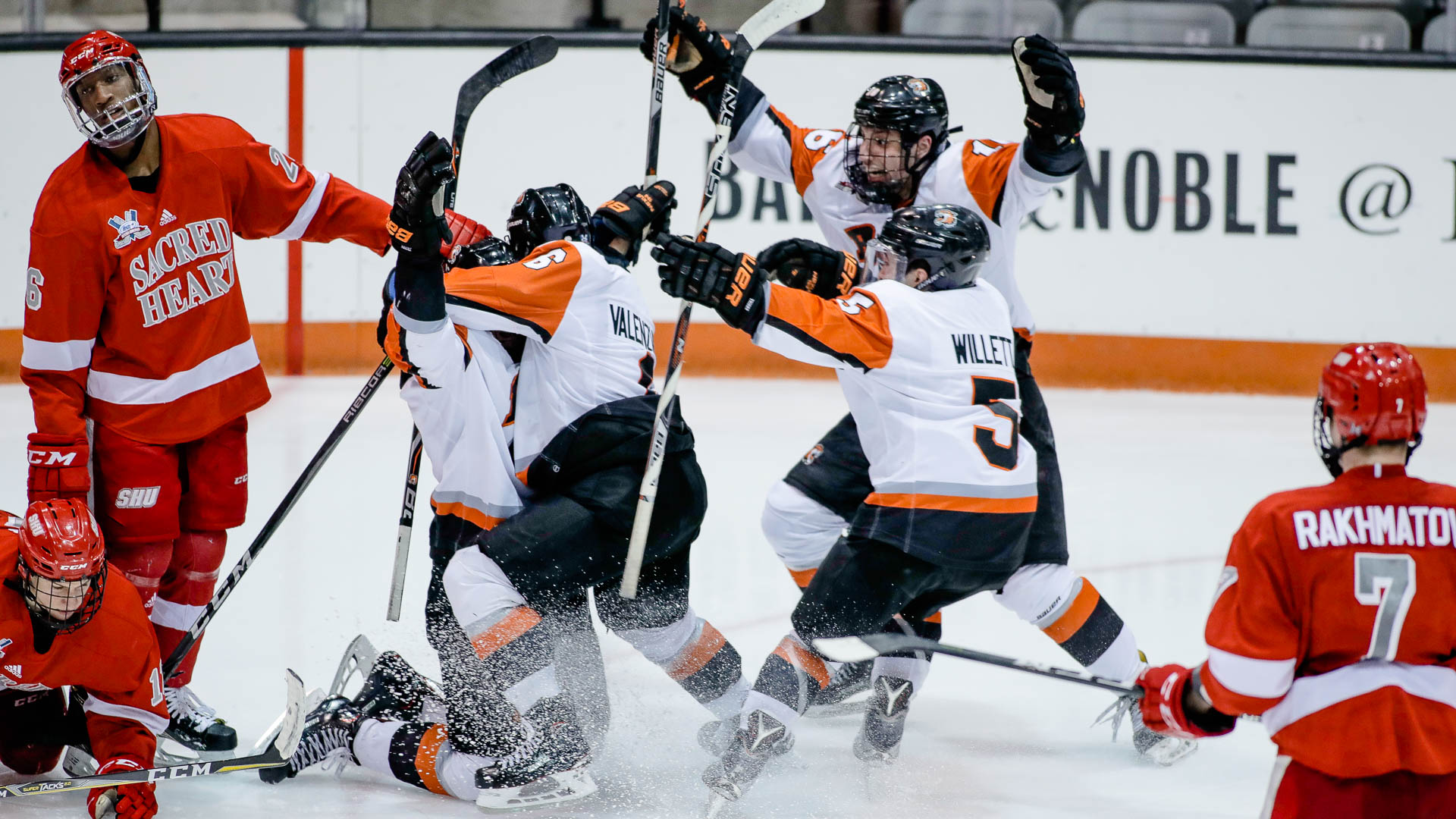 RIT Men s Hockey Unveils 2019 20 Season Schedule Pickin Splinters