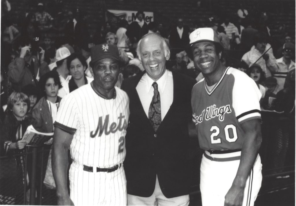 Former Red Wings Manager Frank Robinson passes away - Pickin