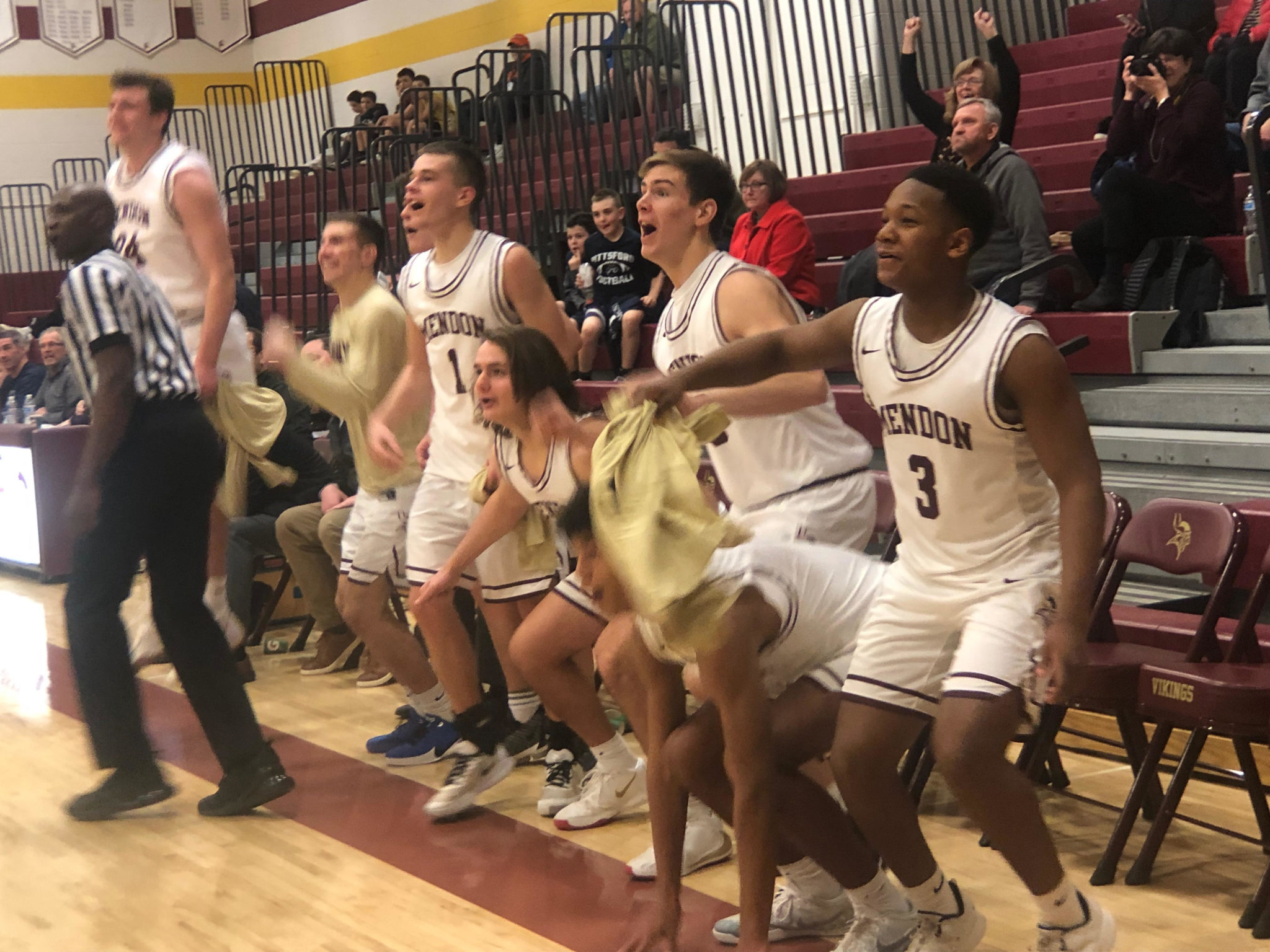 Pittsford Mendon pulls away on Senior Night to beat Odyssey, 75-61