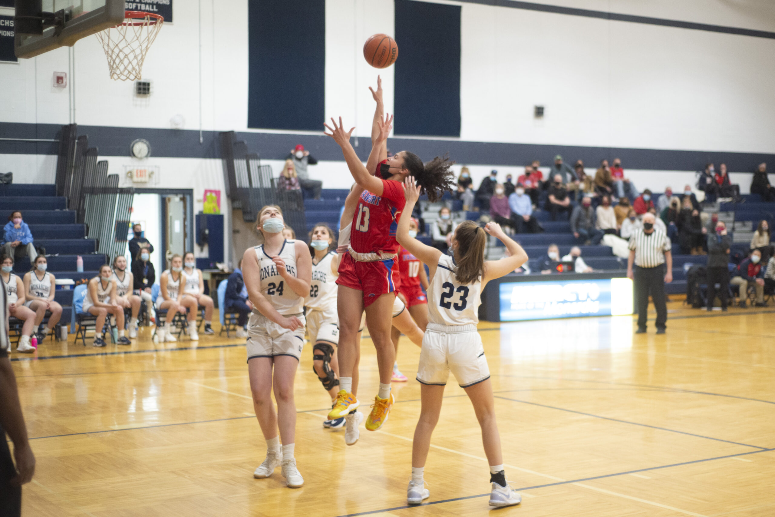 Defense keys rally; Fairport defeats Mercy - Pickin' Splinters