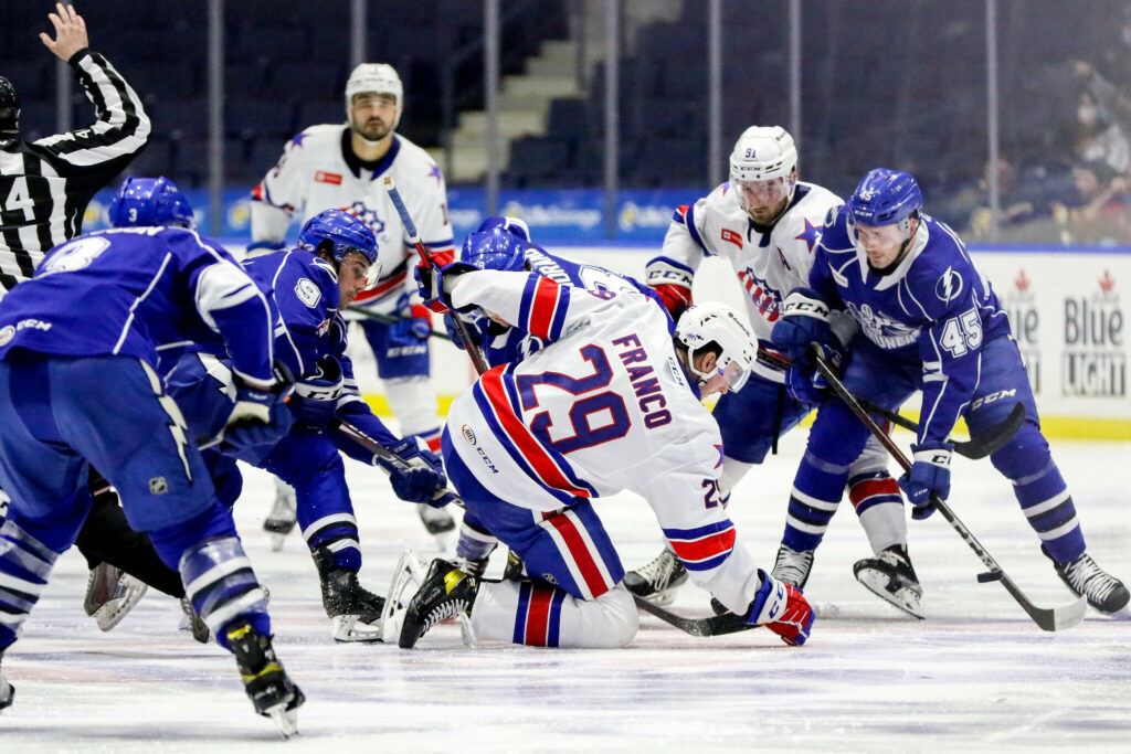 Quinn A Little Rusty In Return Amerks A Little Off In Loss To Crunch Pickin Splinters 