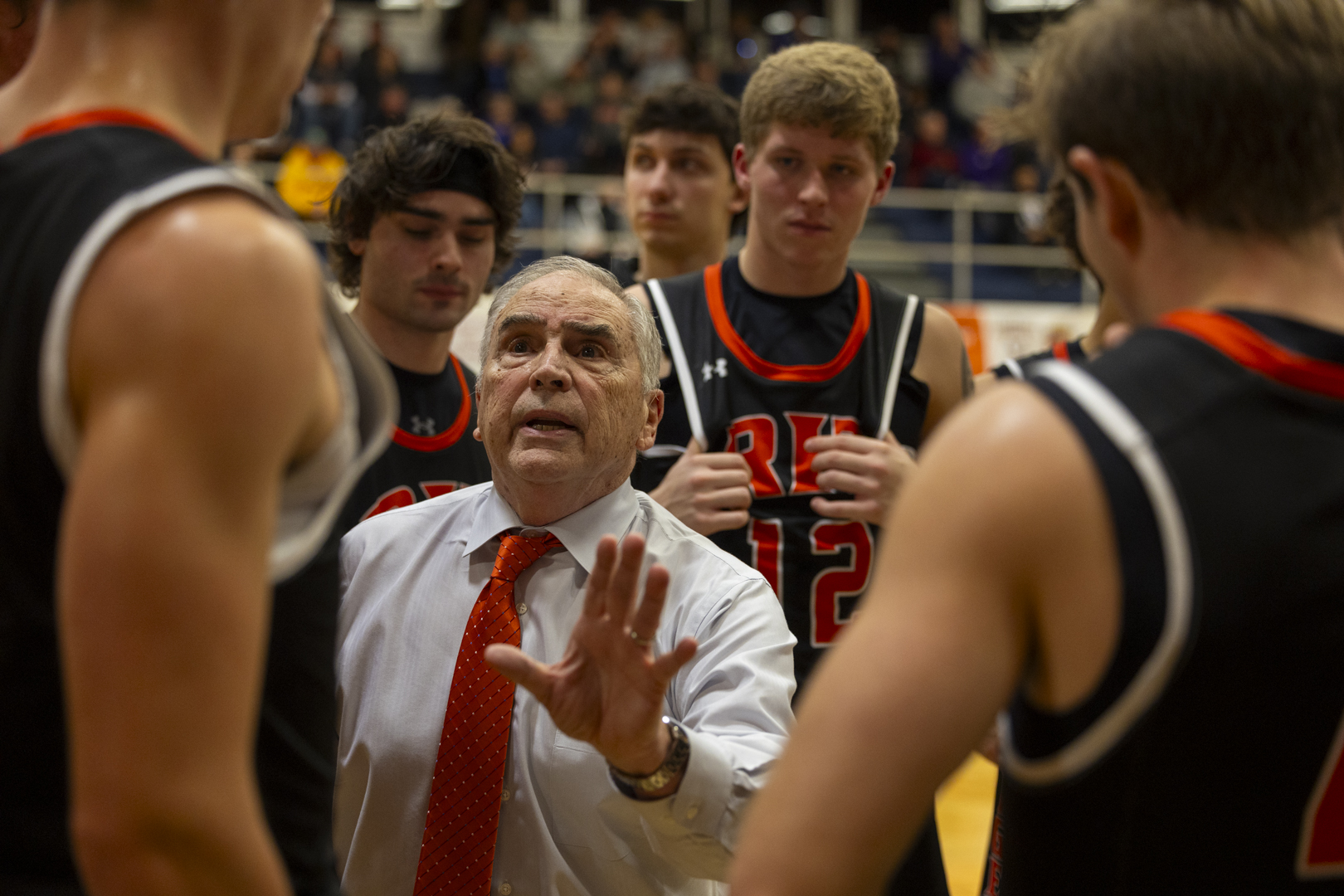 'Bobby's the best': Basketball lifer Bob McVean retires after 40 ...