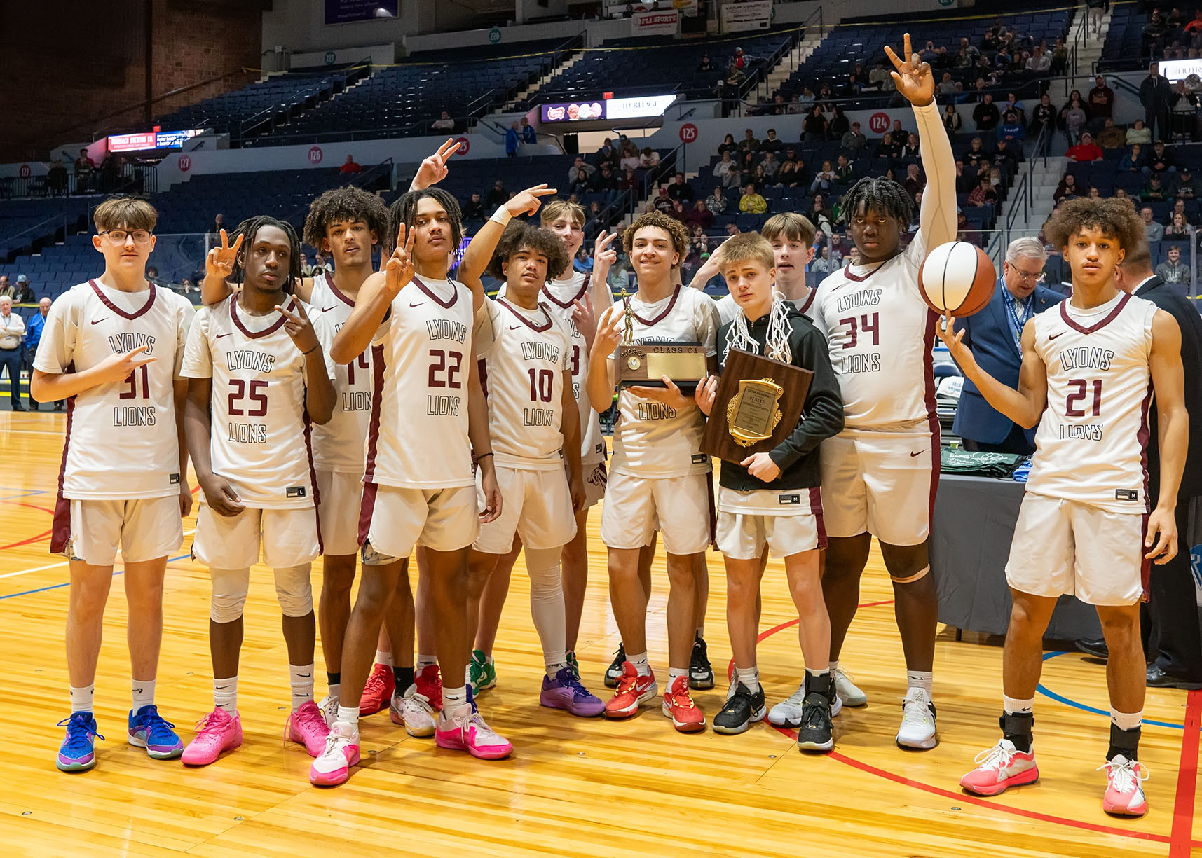 Robb Delisanti APG/American Portfolios Friday Boys' Basketball Wrap