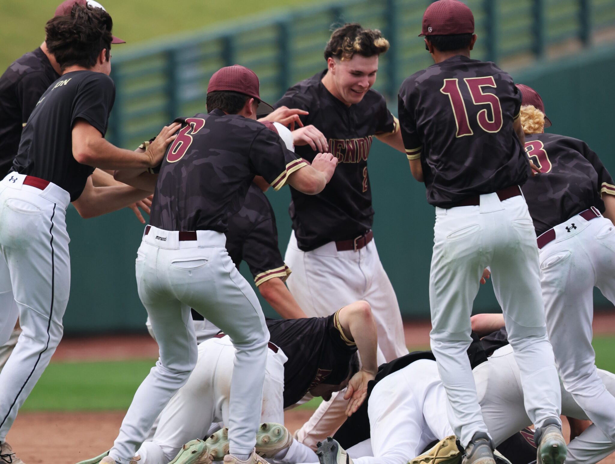 Harrigan, Barbulean come up clutch as Mendon reaches state Final Four ...