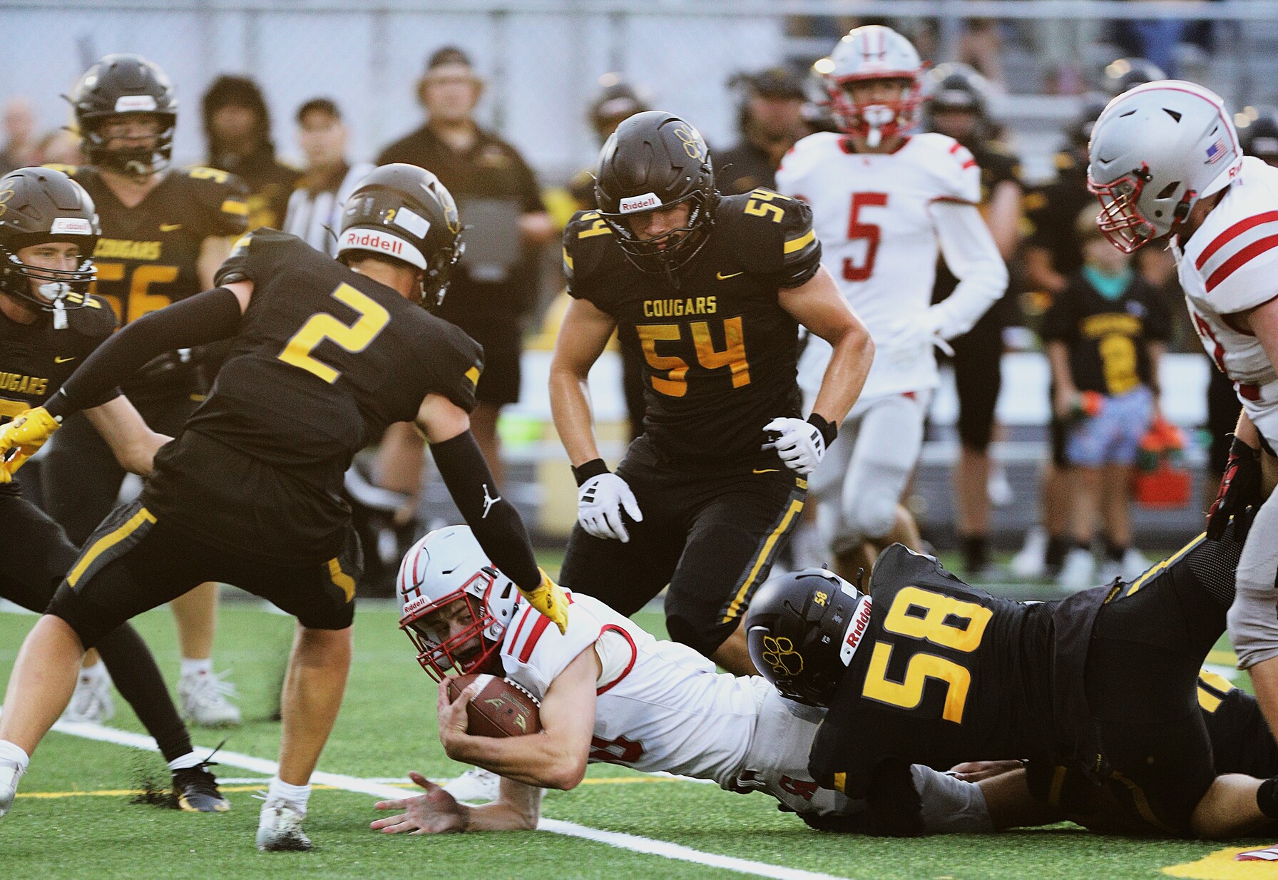 Big third quarter powers Canandaigua to win over Honeoye Falls-Lima